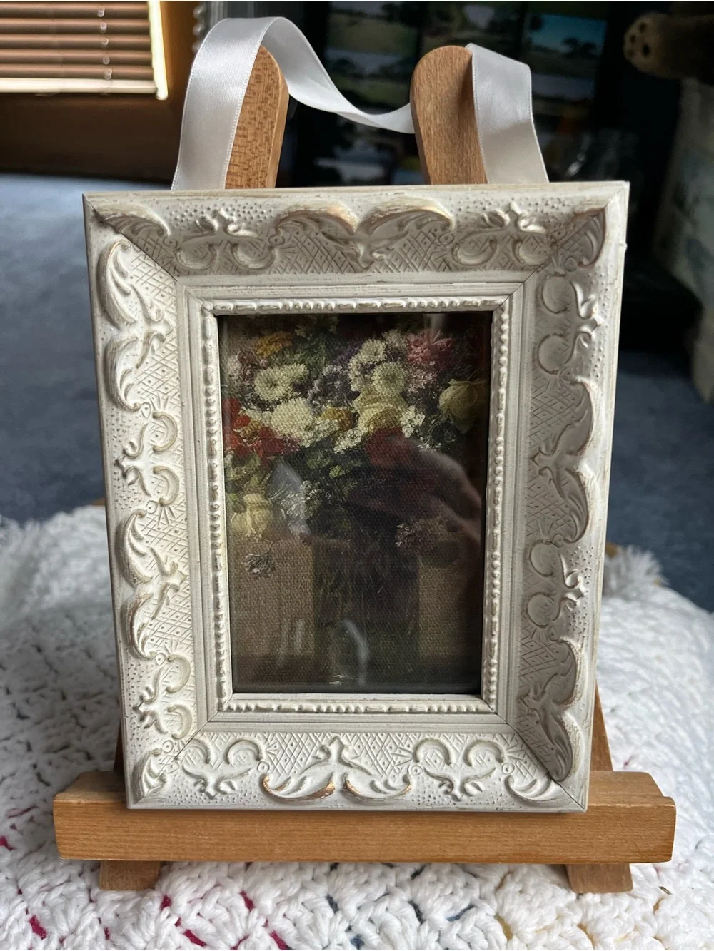 Vintage-Style Cream Ornate Picture Frame - Home Accents